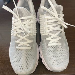 On Cloud Cloudswift glacier white